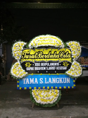 Papan Bunga Duka di Aik Berik